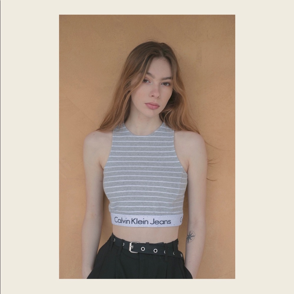 Calvin Klein Crop Too